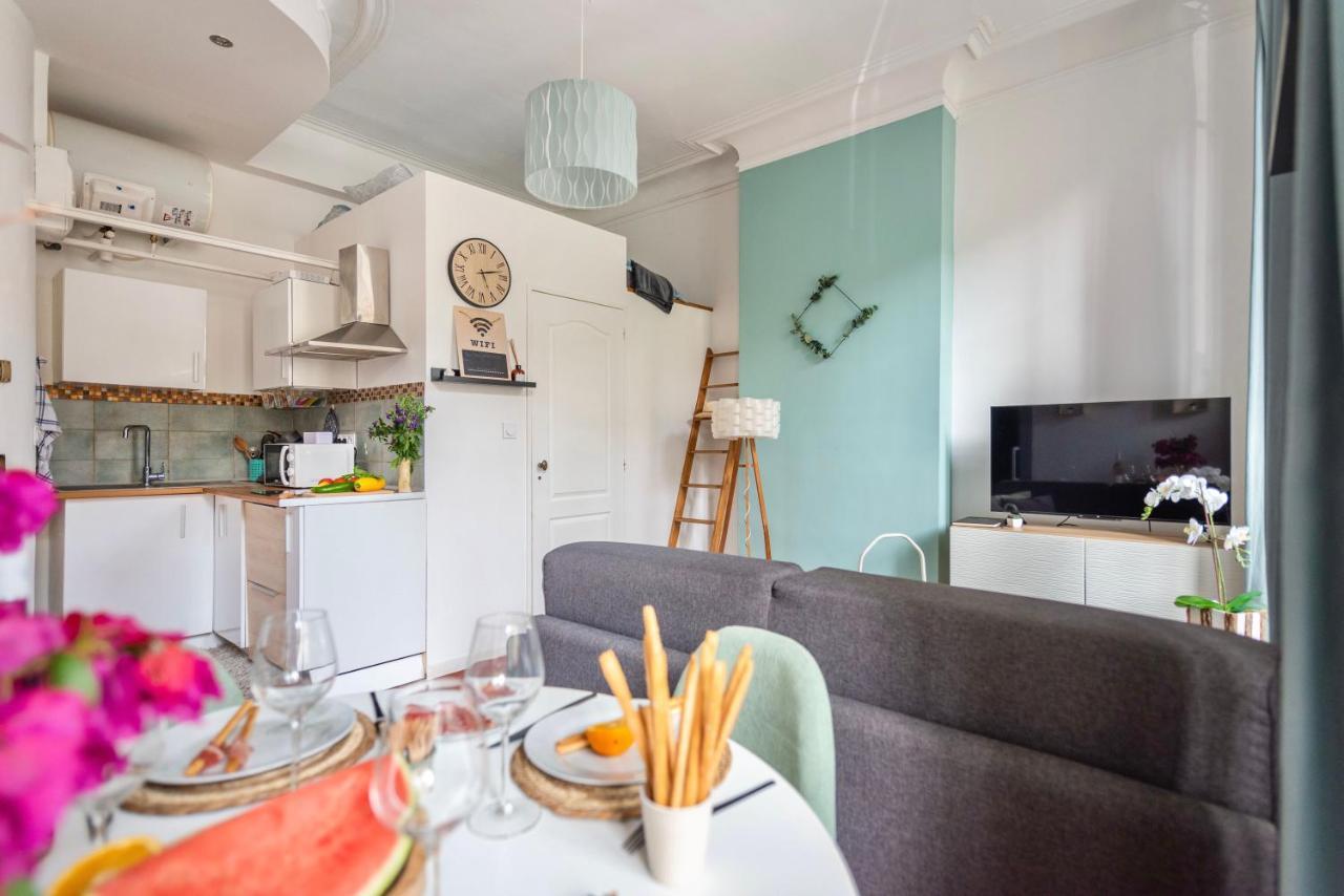 Apartment Bao Location: Couple's Retreat With Pet-friendly Charm